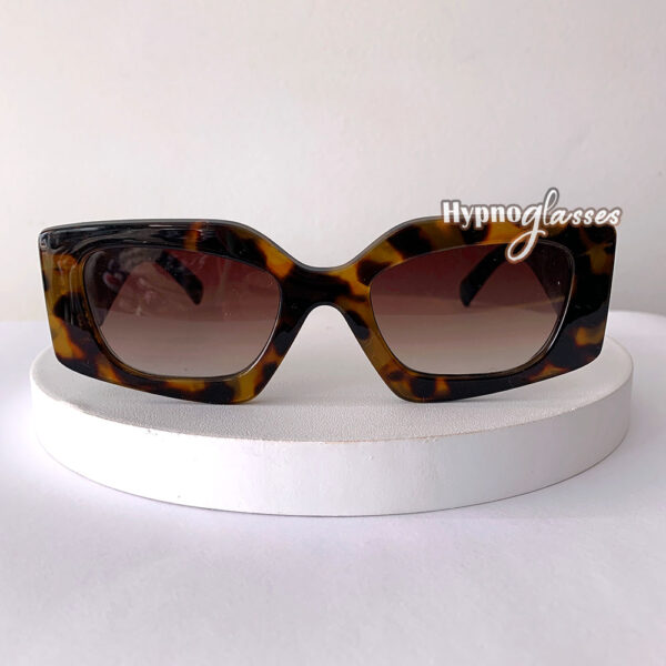 Granite leopard tie dye geometric sunglasses