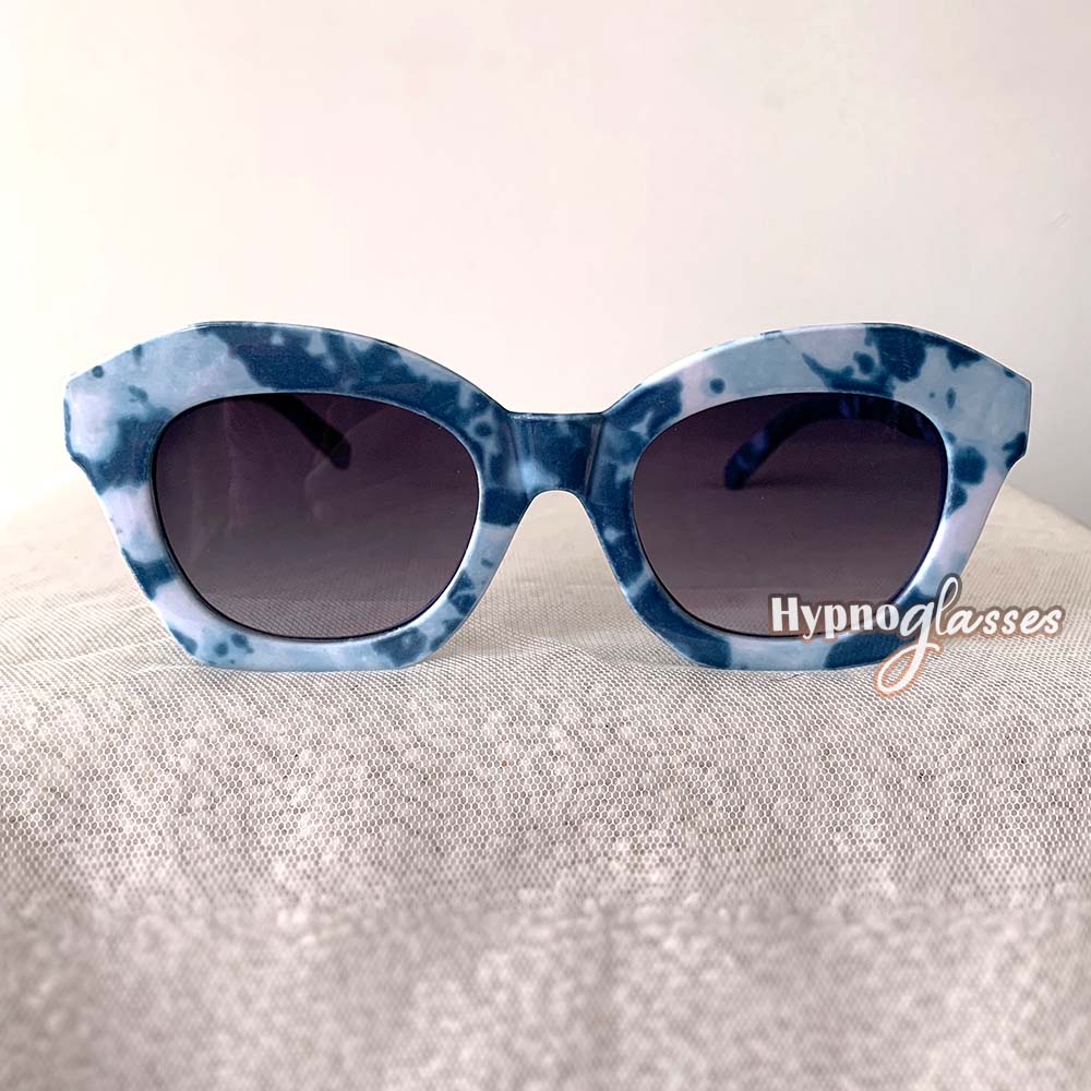 Marble // blue // Cat Eye Sunglasses · HypnoGlasses
