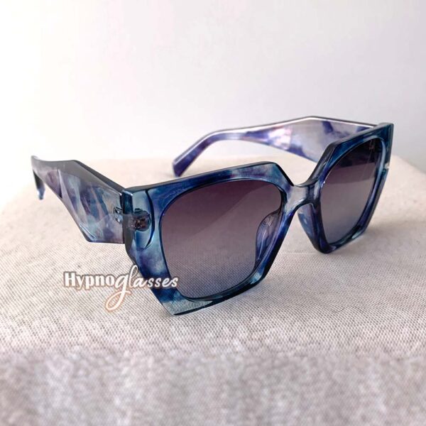 Sydney blue marble cat eye sunglasses - side