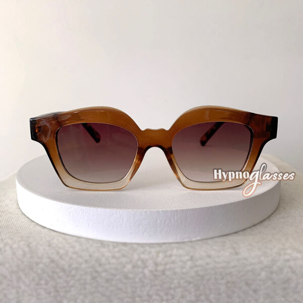 Lip-shaped cat eye sunglasses "Lippen" with gradient brown lenses and semi-transparent frame