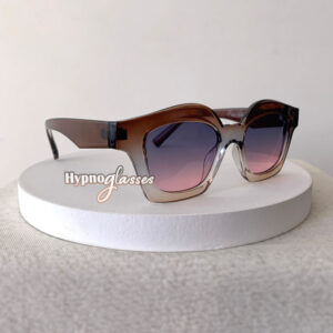 Lip-shaped cat eye sunglasses "Lippen" with gradient purple and pink lenses - side view